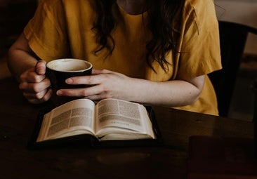 Las diez novelas de cozy mystery más adictivas para disfrutar de este otoño de las mejores historias